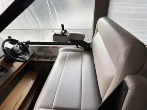 Thumbnail von Tiara Yachts C49