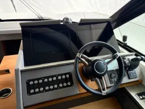 Thumbnail von Tiara Yachts C49