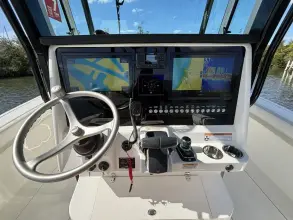 Thumbnail von World Cat 325 CC