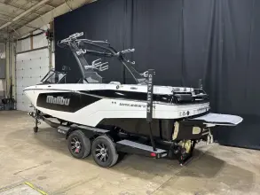 Thumbnail von Malibu Boats 21 LX