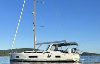 Beneteau Oceanis 46.1 Run For The Roses