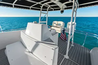 Thumbnail von Hatteras 77 Convertible