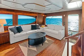 Thumbnail von Hatteras 77 Convertible