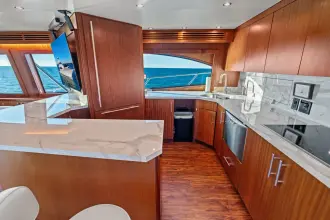 Thumbnail von Hatteras 77 Convertible
