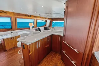 Thumbnail von Hatteras 77 Convertible