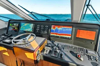Thumbnail von Hatteras 77 Convertible