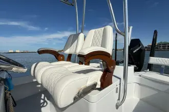 Thumbnail von East Cape 25 Hybrid