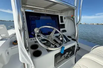Thumbnail von East Cape 25 Hybrid