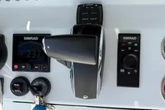 Thumbnail von East Cape 25 Hybrid