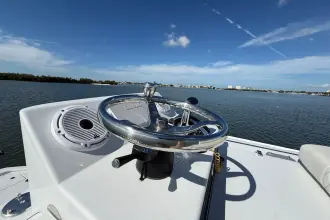 Thumbnail von East Cape 25 Hybrid