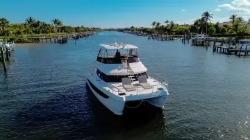 Thumbnail von Aquila 42 Yacht