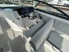 Thumbnail von Sea Ray SDX 270 Outboard