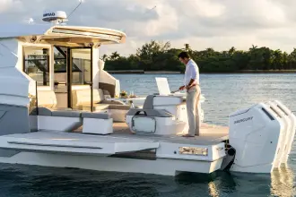 Thumbnail von Cruisers Yachts 50 GLS OB