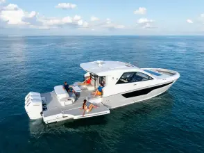 Thumbnail von Cruisers Yachts 50 GLS OB