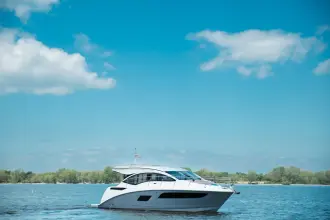 Thumbnail von Sea Ray 400 Sundancer