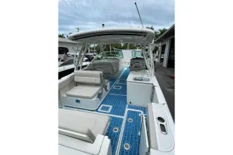 Thumbnail von Boston Whaler 320 Vantage