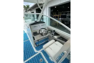 Thumbnail von Boston Whaler 320 Vantage