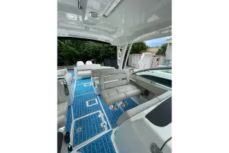 Thumbnail von Boston Whaler 320 Vantage