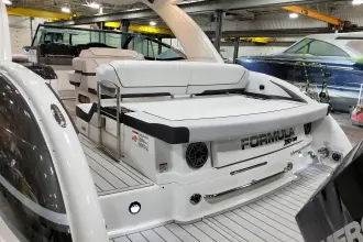 Thumbnail von Formula 350 Crossover Bowrider