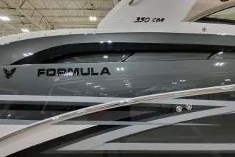 Thumbnail von Formula 350 Crossover Bowrider