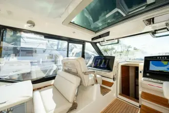 Thumbnail von Boston Whaler 40 `