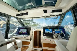 Thumbnail von Boston Whaler 40 `