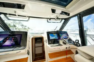 Thumbnail von Boston Whaler 40 `