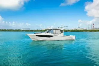 Thumbnail von Boston Whaler 40 `