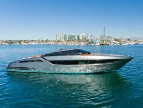 Riva 48