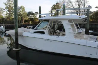 Thumbnail von Boston Whaler 350 Realm