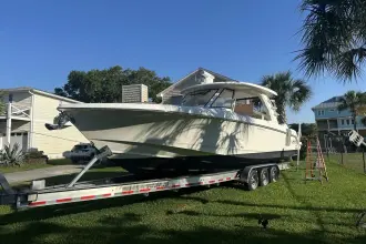 Thumbnail von Boston Whaler 350 Realm