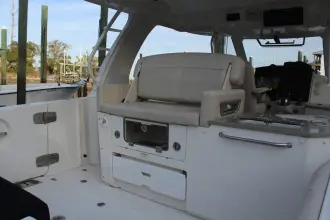 Thumbnail von Boston Whaler 350 Realm