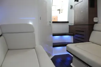 Thumbnail von Boston Whaler 350 Realm
