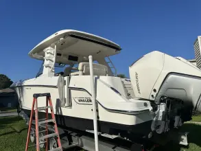 Thumbnail von Boston Whaler 350 Realm