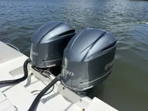 Thumbnail von Regulator 32 Center Console INVICTUS