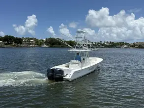 Thumbnail von Regulator 32 Center Console INVICTUS