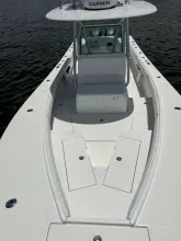 Thumbnail von Regulator 32 Center Console INVICTUS