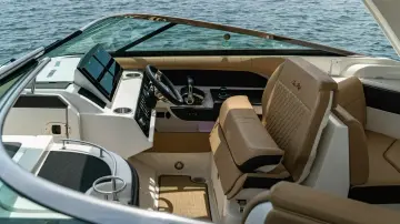 Thumbnail von Sea Ray SLX 310 Outboard
