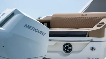 Thumbnail von Sea Ray SLX 310 Outboard