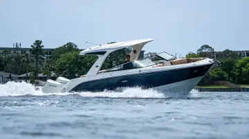 Thumbnail von Sea Ray SLX 310 Outboard