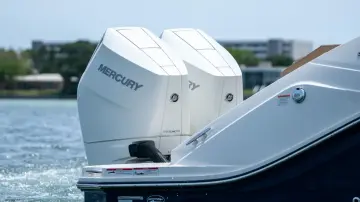 Thumbnail von Sea Ray SLX 310 Outboard