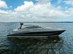 Riva 63 Virtus WOLVERINE