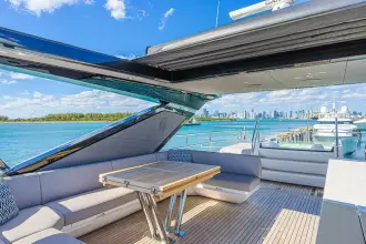 Thumbnail von Sunseeker 88 Yacht HIDEOUT