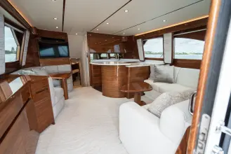 Thumbnail von Viking 48 Convertible