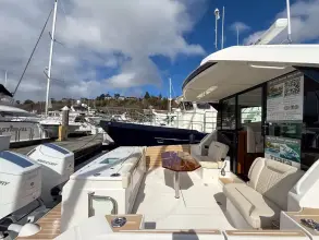 Thumbnail von Tiara Yachts 43LE