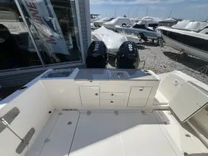 Thumbnail von Boston Whaler 330 Vantage