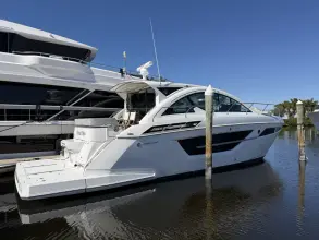 Thumbnail von Cruisers Yachts 50 Cantius