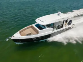 Thumbnail von Cruisers Yachts 38 VTR EC