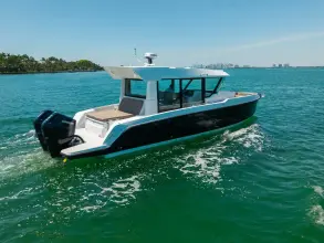 Thumbnail von Cruisers Yachts 38 VTR EC