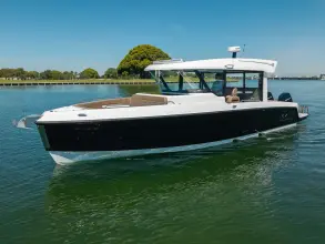 Thumbnail von Cruisers Yachts 38 VTR EC